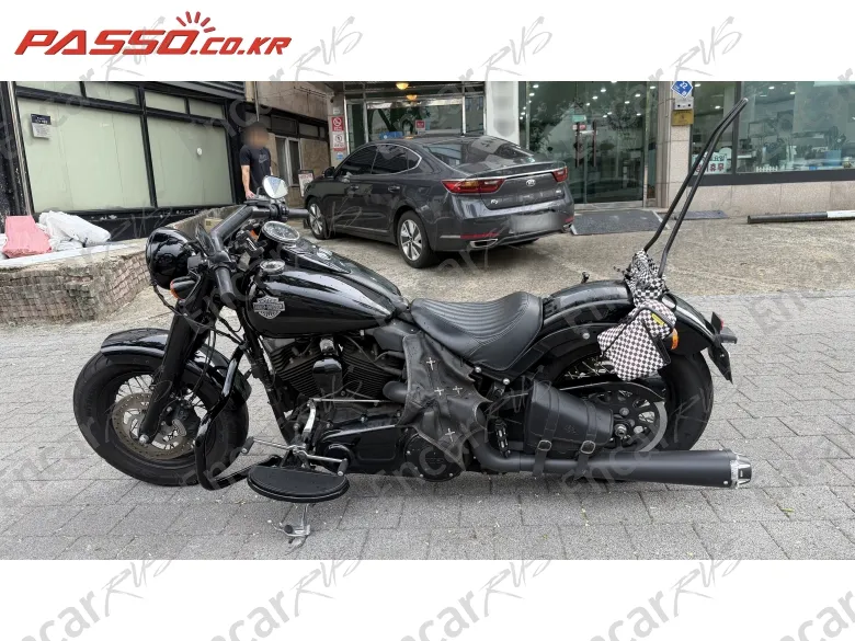 Harley-Davidson Softail Slim - фото 1