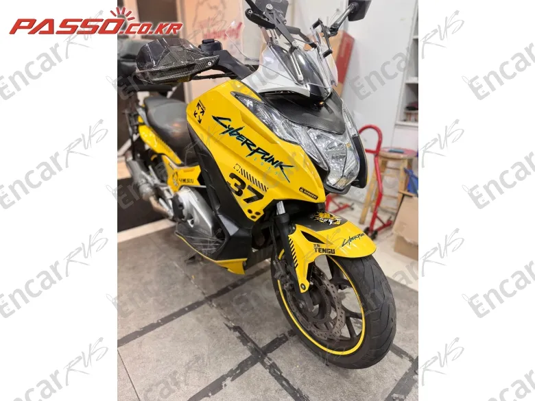 HONDA INTEGRA 750 - фото 4
