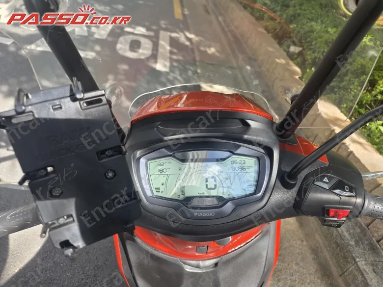 Piaggio Beverly 400 S - фото 3