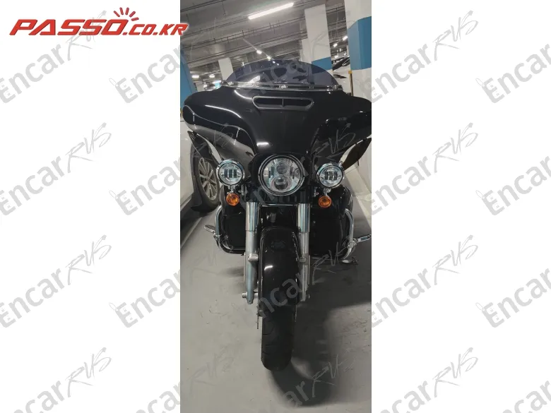 Harley-Davidson Flhxs Street Glide Special - фото 1