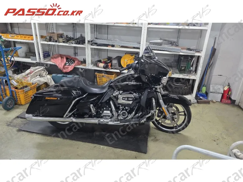 Harley-Davidson Flhxs Street Glide Special - фото 6