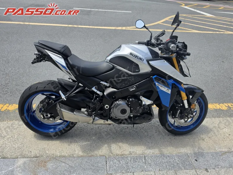 Suzuki Gsx S 1000 - фото 0