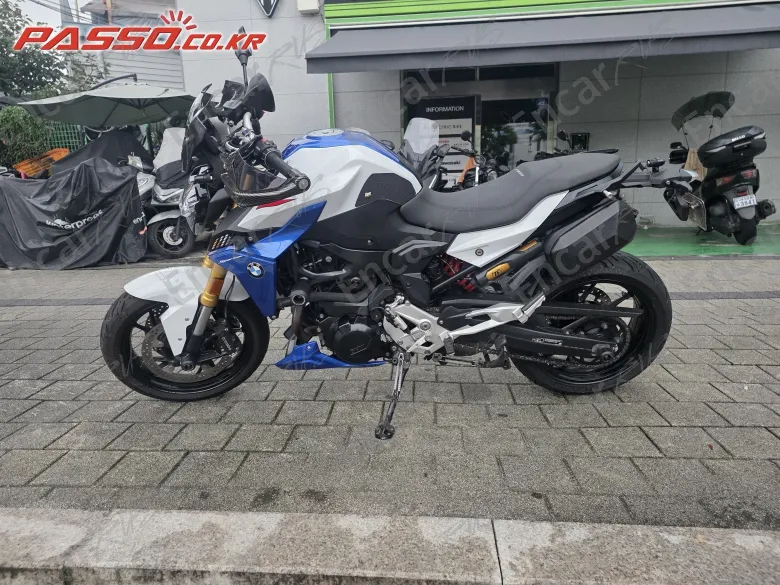 Bmw F 900 R - фото 1
