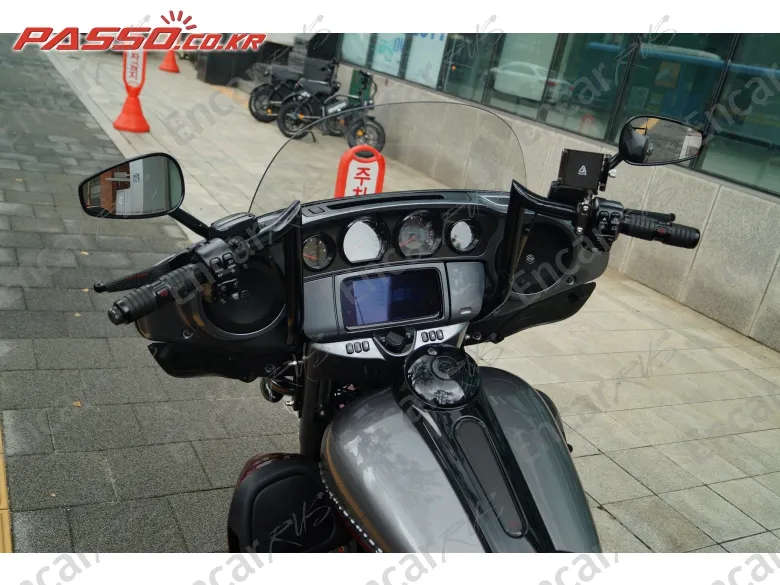 Harley-Davidson Flhtkse Cvo Limited - фото 3