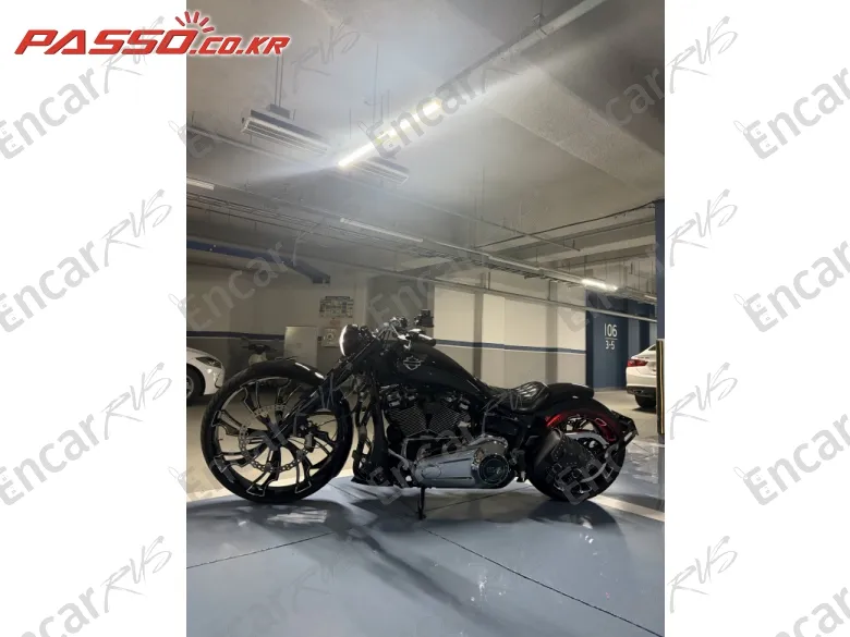 Harley-Davidson Breakout 114 - фото 1