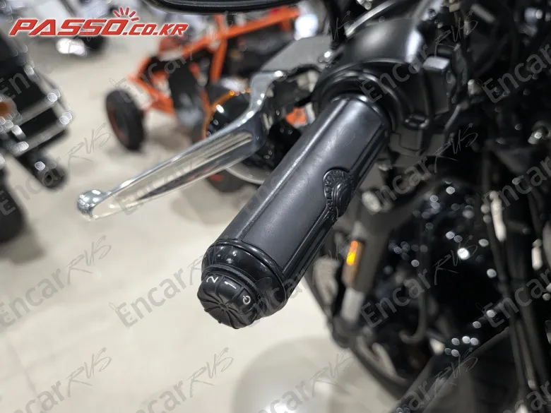 Harley-Davidson Fat Bob 114 - фото 3