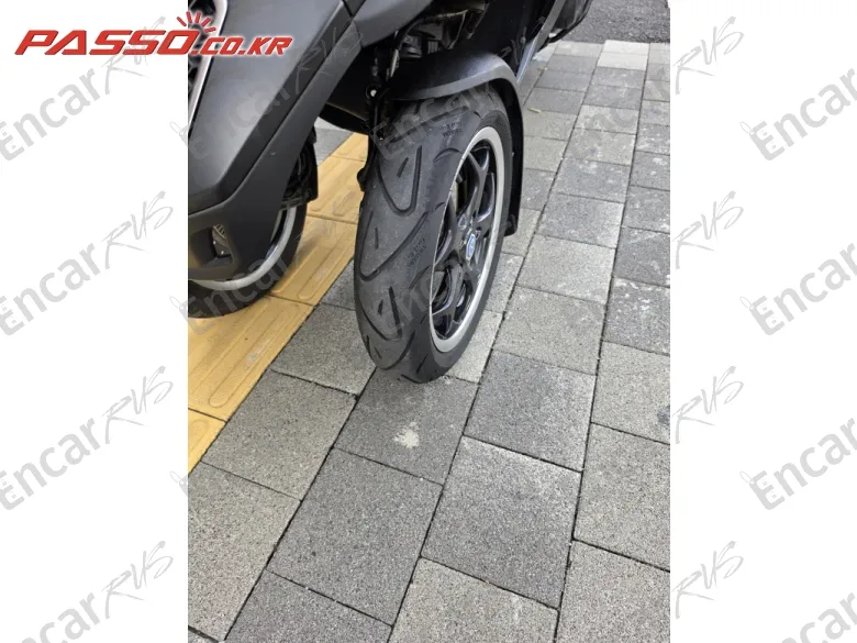 Piaggio Mp3 500 - фото 5
