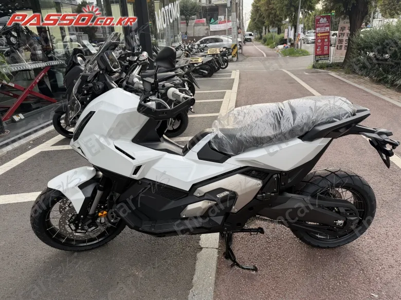Honda X Adv - фото 1