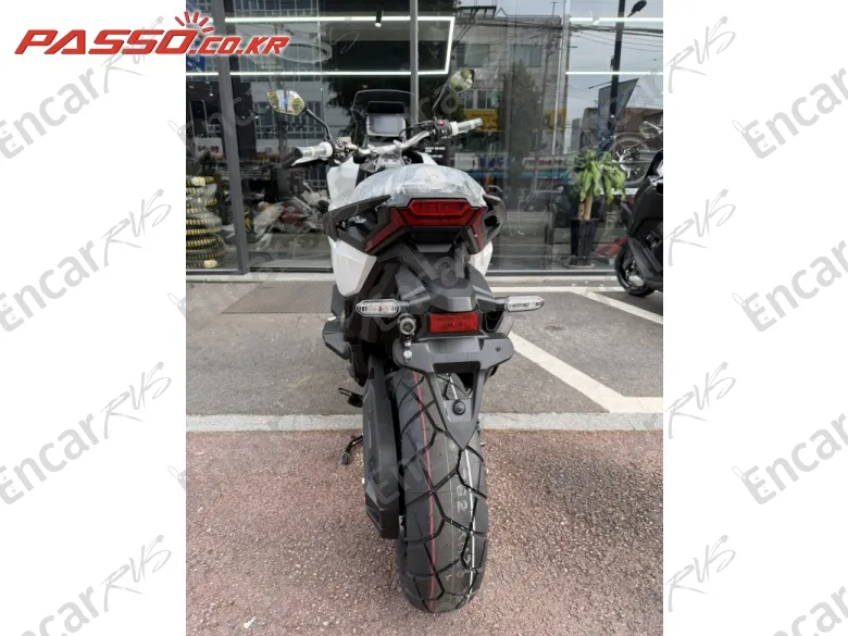 Honda X Adv - фото 2