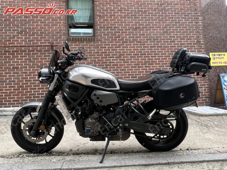 Yamaha XSR 700 - фото 1
