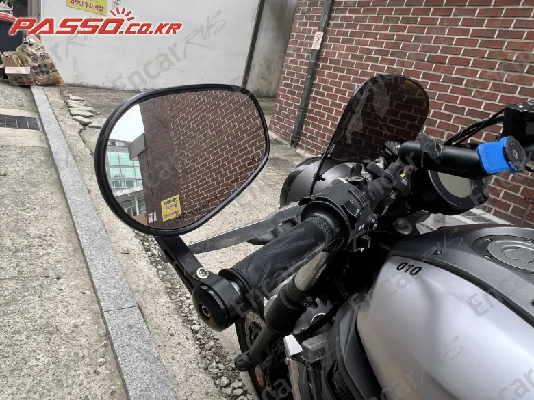Yamaha XSR 700 - фото 3