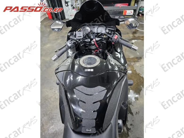 Suzuki Gsx R 1300 Hayabusa - фото 3