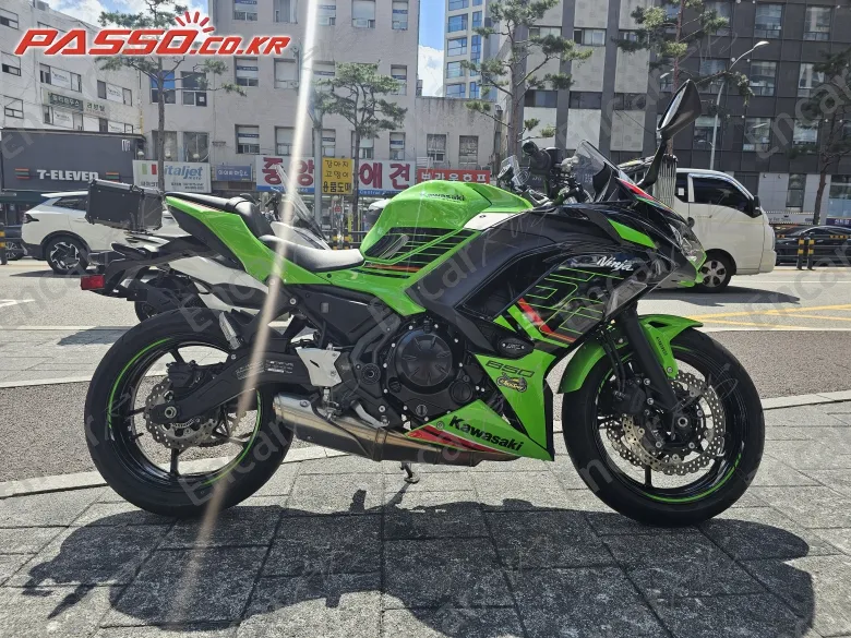 Kawasaki Ninja 650 Abs - фото 0
