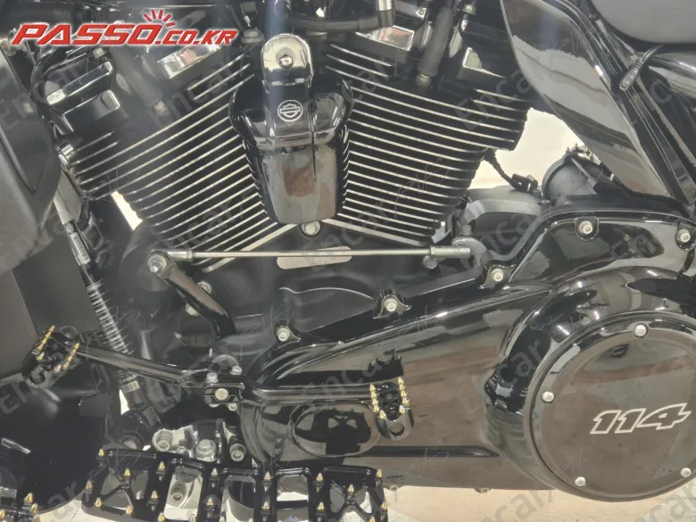 Harley-Davidson Flhxs Street Glide Special - фото 4
