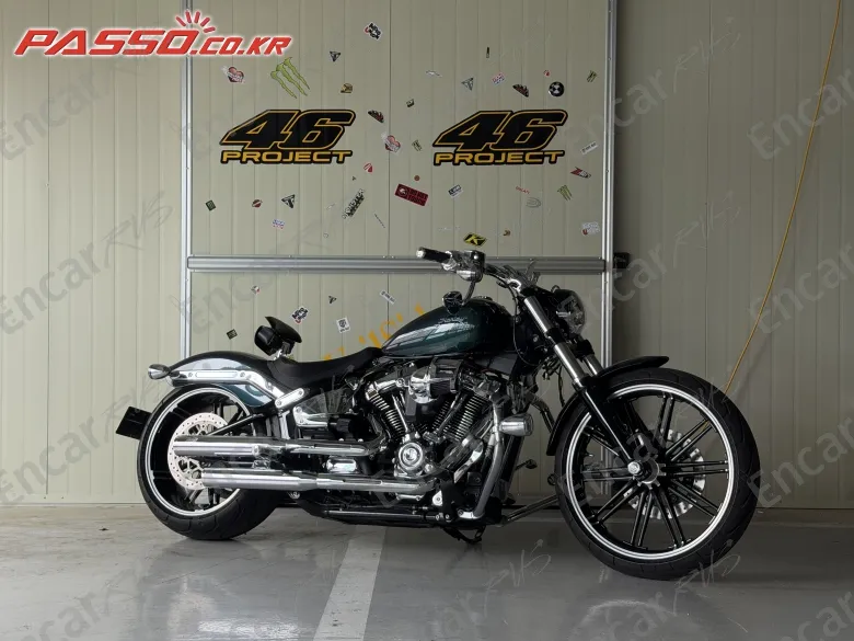 Harley-Davidson Breakout 114 - фото 0