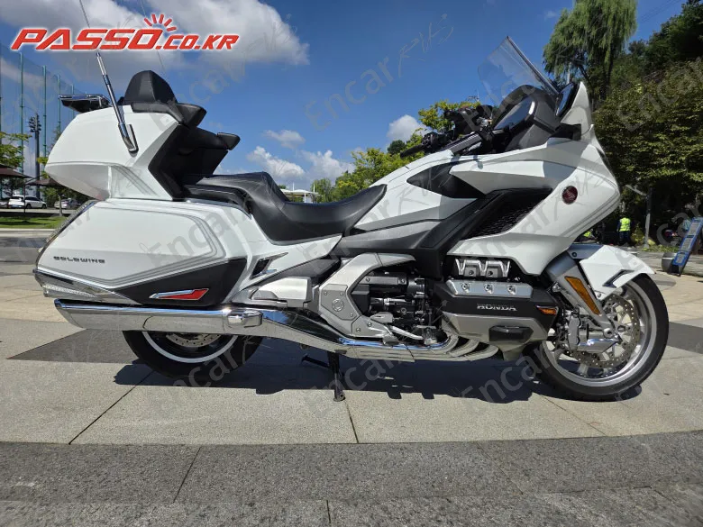 Honda Goldwing 1800 - фото 0