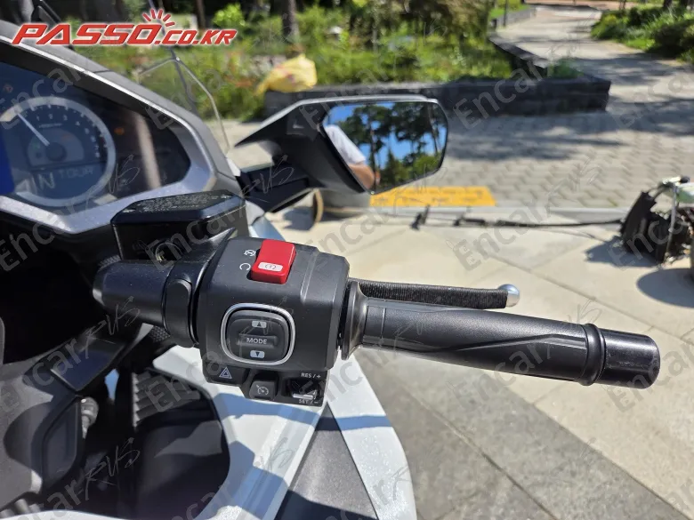 Honda Goldwing 1800 - фото 3
