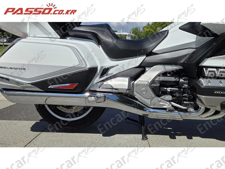 Honda Goldwing 1800 - фото 6