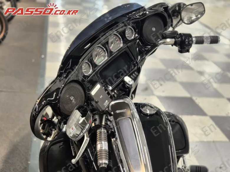 Harley-Davidson Flhxs Street Glide Special - фото 3