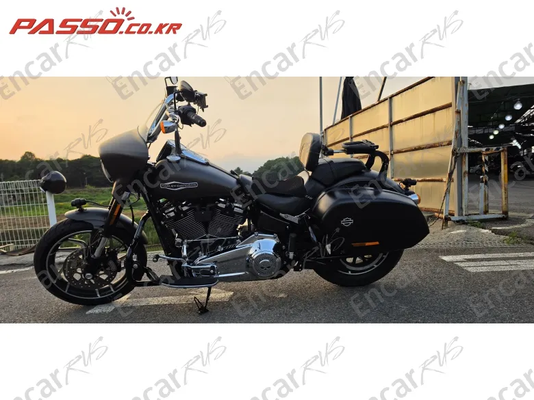 Harley-Davidson Sport Glide - фото 1