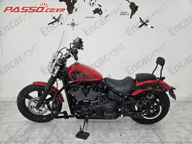 HARLEY-DAVIDSON STREET BOB 114 - фото 1
