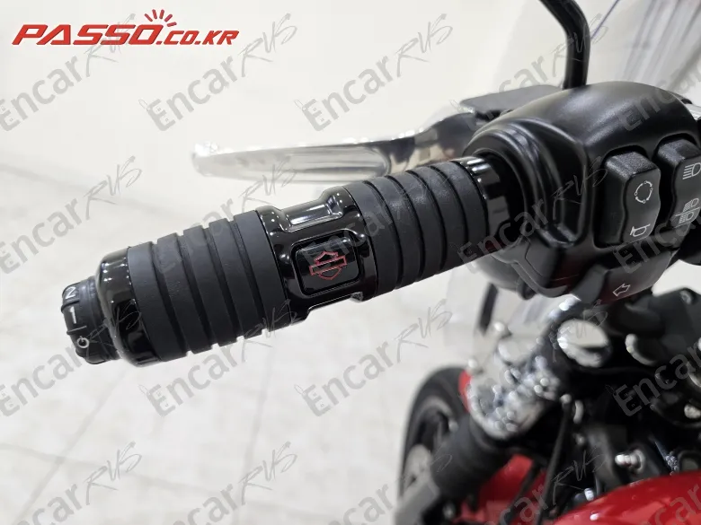 HARLEY-DAVIDSON STREET BOB 114 - фото 3