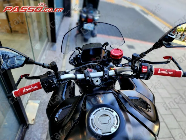 YAMAHA MT 10 - фото 3