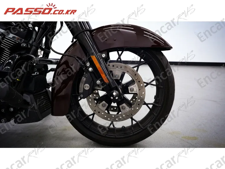 Harley-Davidson Road King Special - фото 5