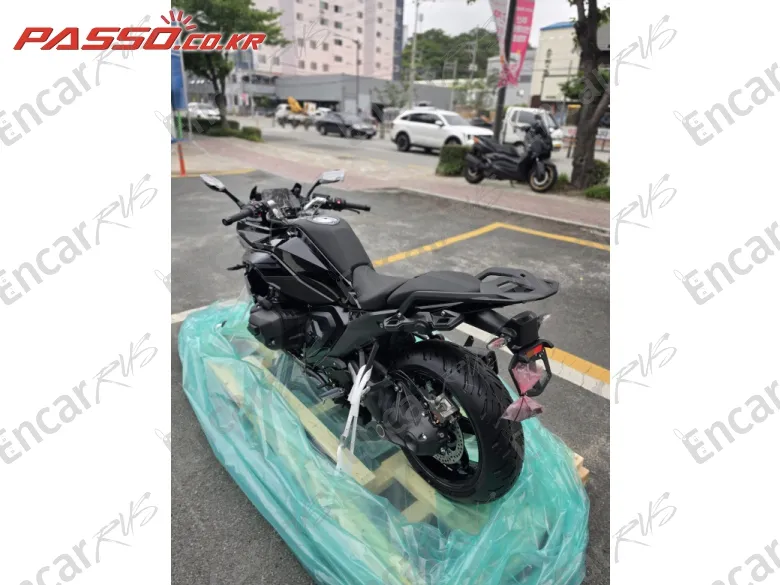 Bmw R 1300 Rs - фото 1