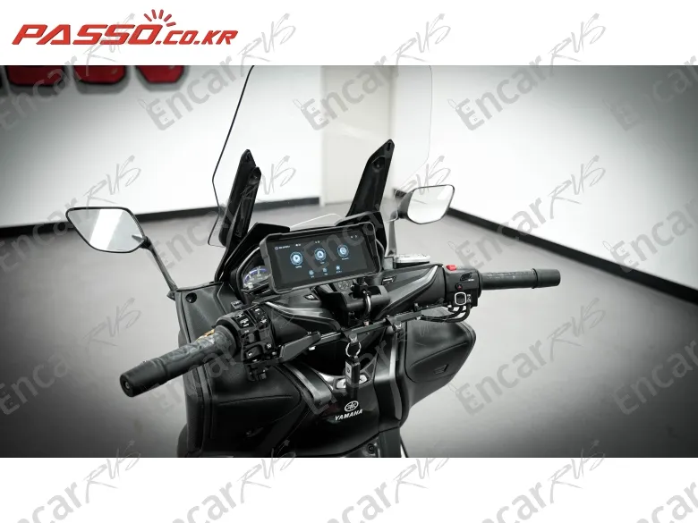 Yamaha T Max 560 - фото 3