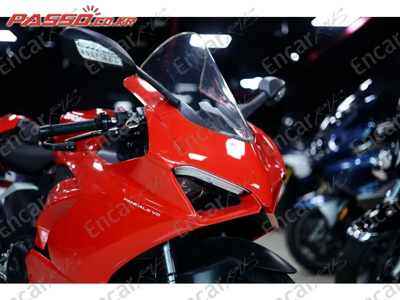 DUCATI PANIGALE V2 - фото 4
