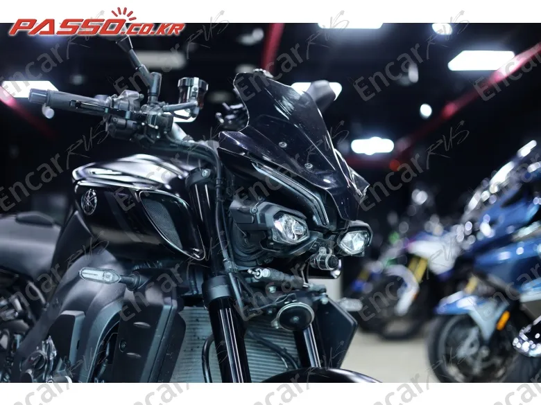 Yamaha Mt 10 - фото 4