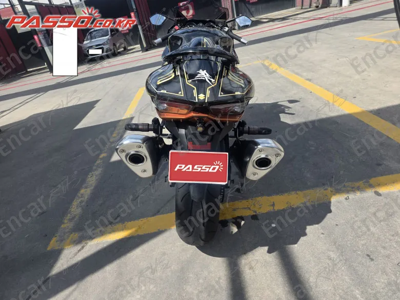 SUZUKI GSX R 1300 HAYABUSA - фото 2