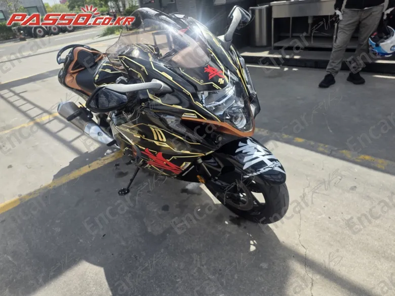 SUZUKI GSX R 1300 HAYABUSA - фото 4
