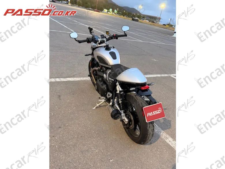 Triumph Speed Twin 1200 - фото 2
