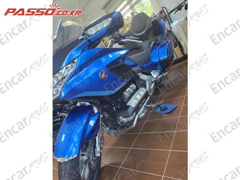 HONDA GOLDWING TOUR MT - фото 1