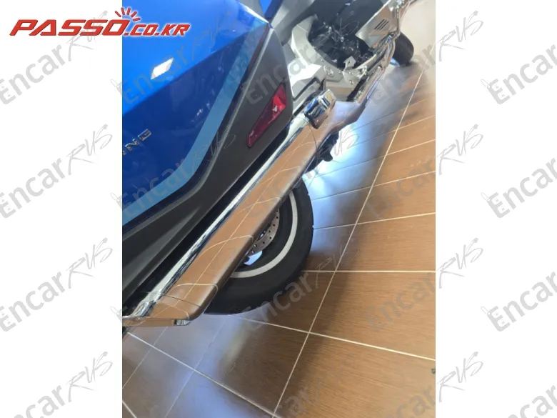 HONDA GOLDWING TOUR MT - фото 6