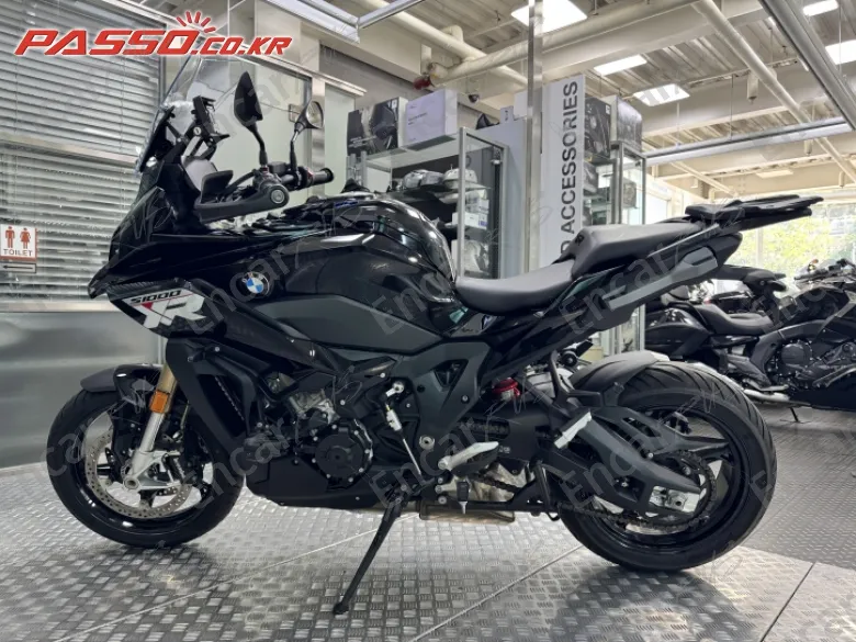 BMW S 1000 XR - фото 1