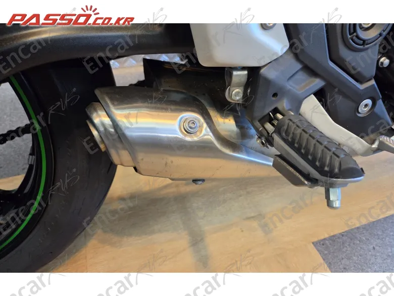 KAWASAKI NINJA 650 - фото 6