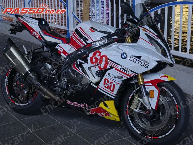 BMW S 1000 RR - фото 0
