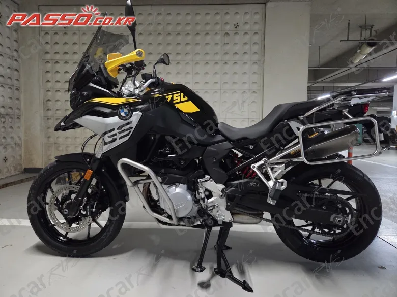 BMW F 750 GS - фото 1