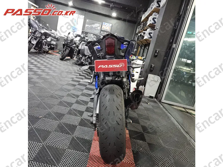 YAMAHA YZF R6 - фото 2