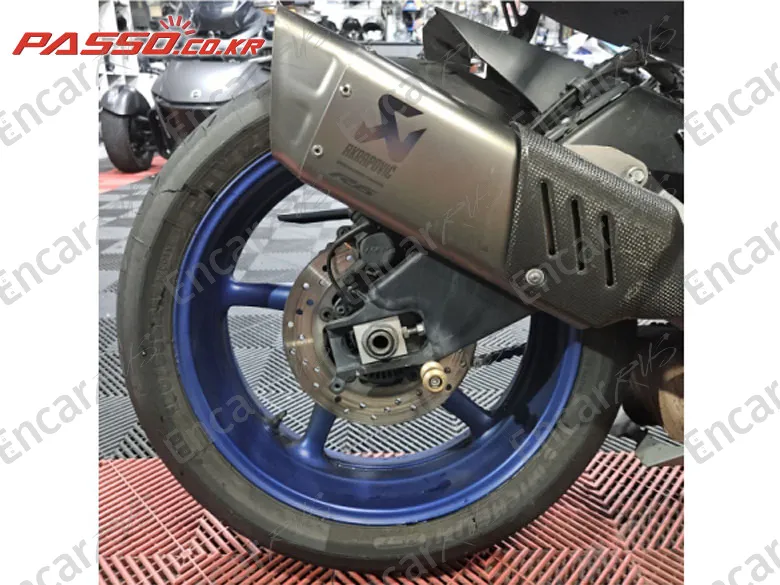 YAMAHA YZF R6 - фото 6