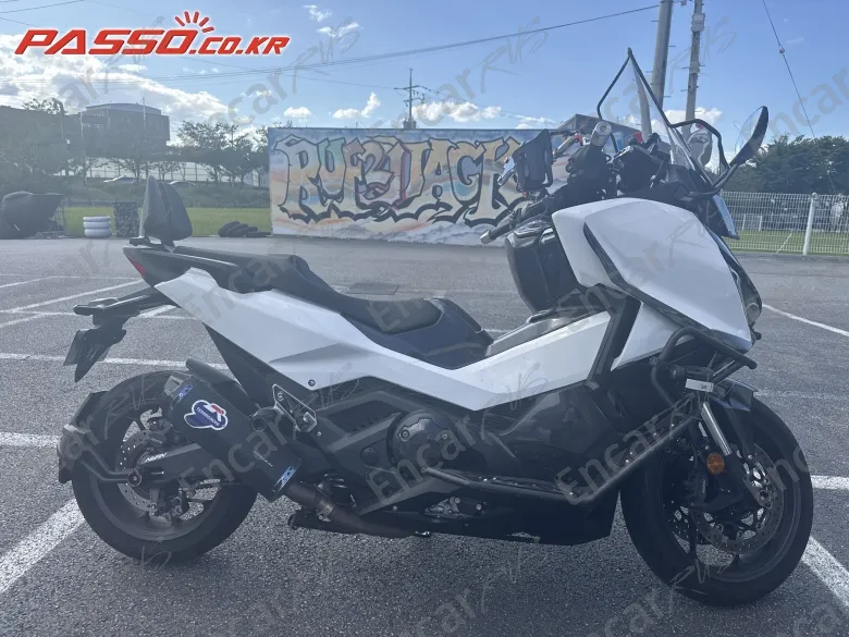 HONDA FORZA 750 - фото 0