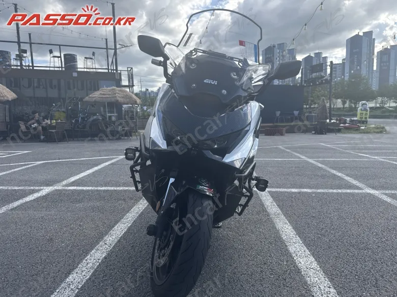 HONDA FORZA 750 - фото 4