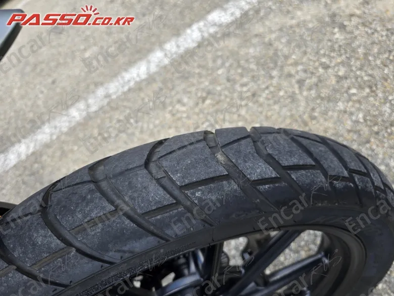 TRIUMPH SCRAMBLER 400 X - фото 6