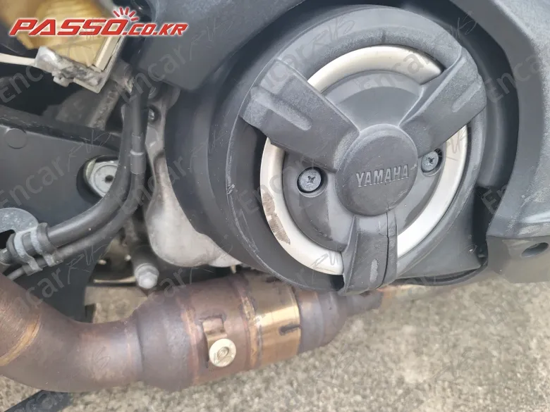 Yamaha T Max 560 - фото 4
