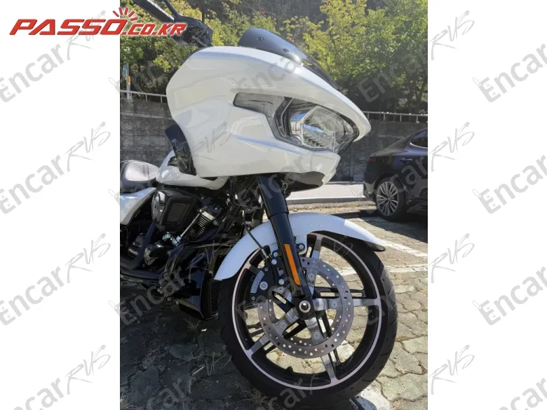 Harley-Davidson Fltr - фото 1