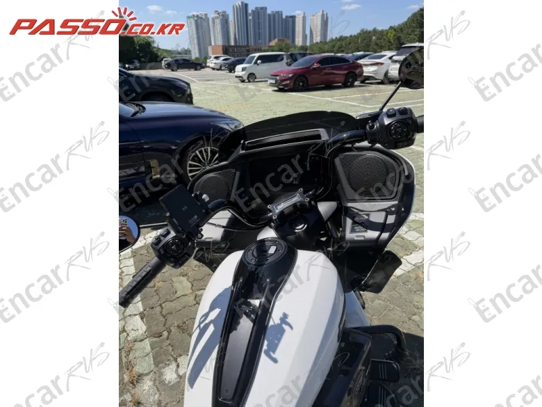Harley-Davidson Fltr - фото 3