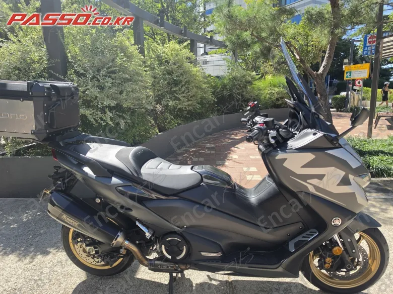 Yamaha T Max 560 - фото 0